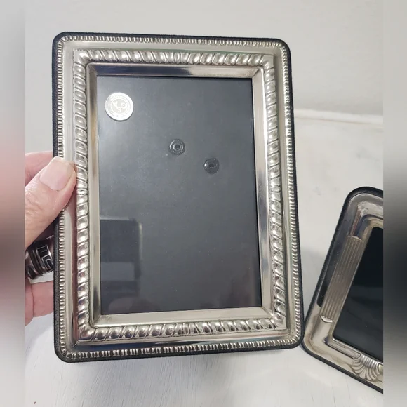 2 Vintage Frames - Picture 2 of 12